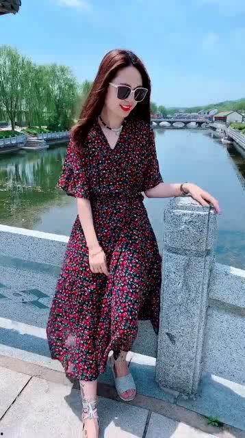 吃瓜爆料小姐姐的连衣裙,吃瓜爆料小姐姐的连衣裙风采