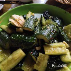 黑瓜条拌粥吃的