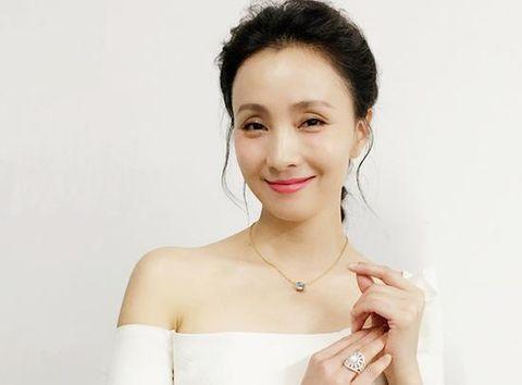 陶虹吃瓜大爆料图片大全,吃瓜大揭秘，娱乐圈幕后真相曝光