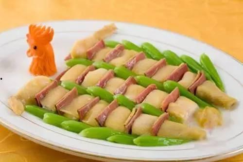 关于瓜鸡吃黑蒜的视频,黑蒜美食新体验