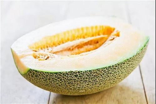 吃哈密瓜会拉黑屎吗
