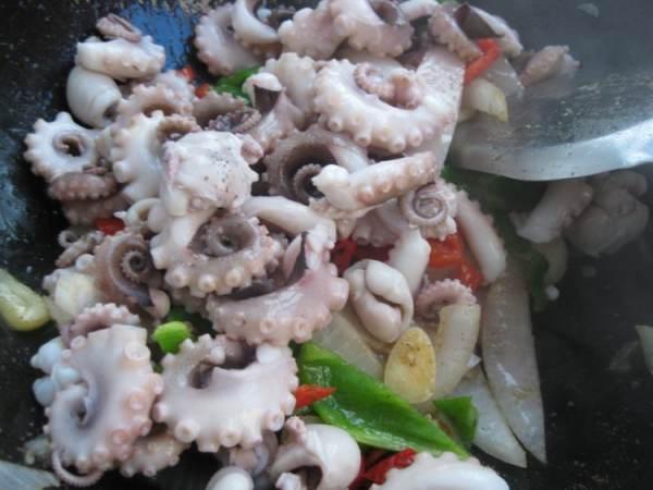 网红八爪鱼吃瓜爆料视频,揭秘娱乐圈幕后真相