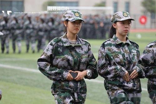 军训吃瓜最新事件爆料,揭秘背后真相与网友热议